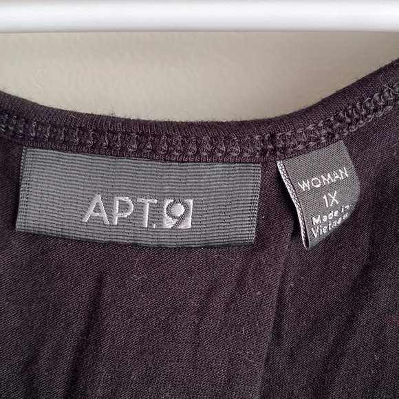 Apt.9 black with glittery sequence top - Picture 5 of 5